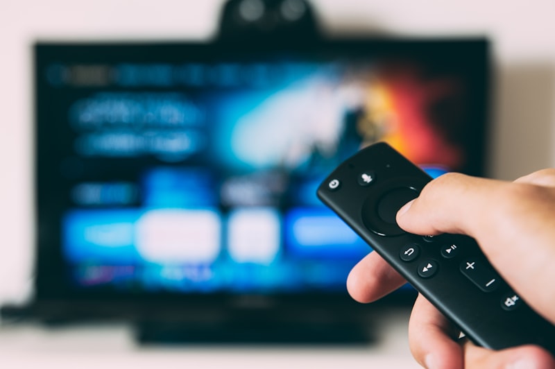 Best IPTV — channels, sports, and devices for Swedish expats abroad